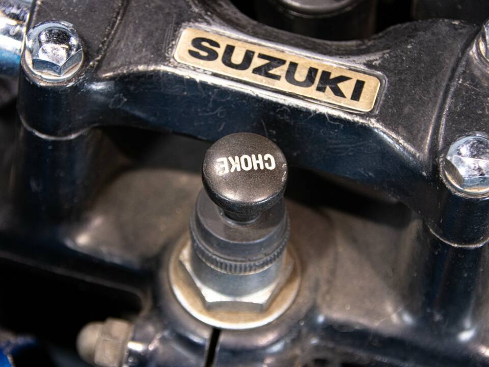 Bild 35/50 von Suzuki DUMMY (1981)