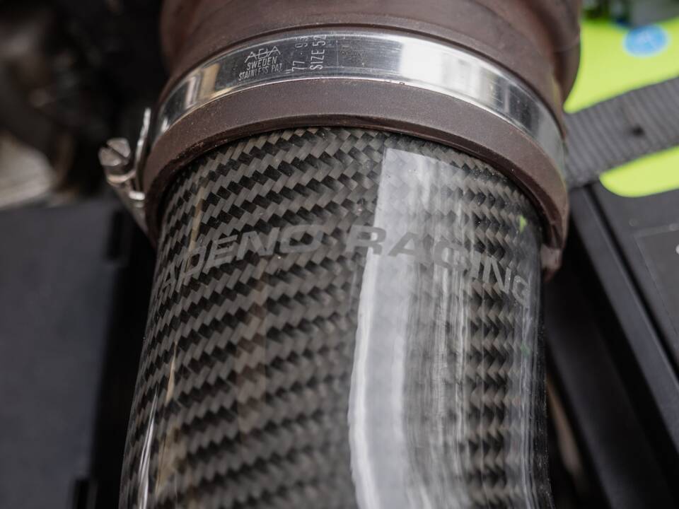 Image 41/60 of Alfa Romeo 147 3.2 GTA (2003)