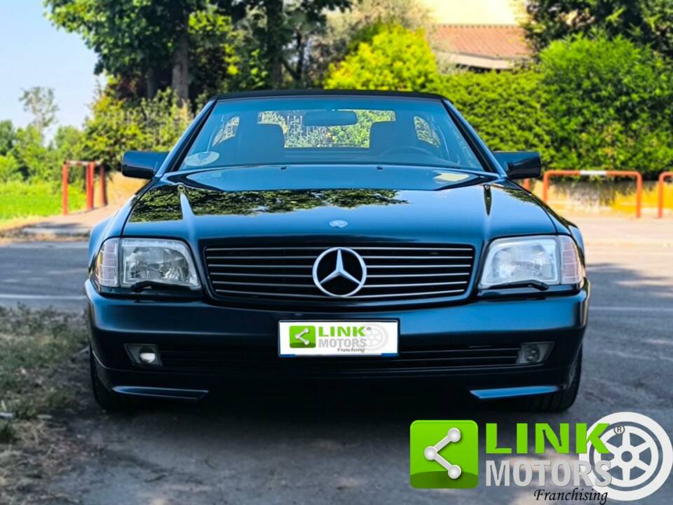 Bild 2/10 von Mercedes-Benz SL 500 (1996)