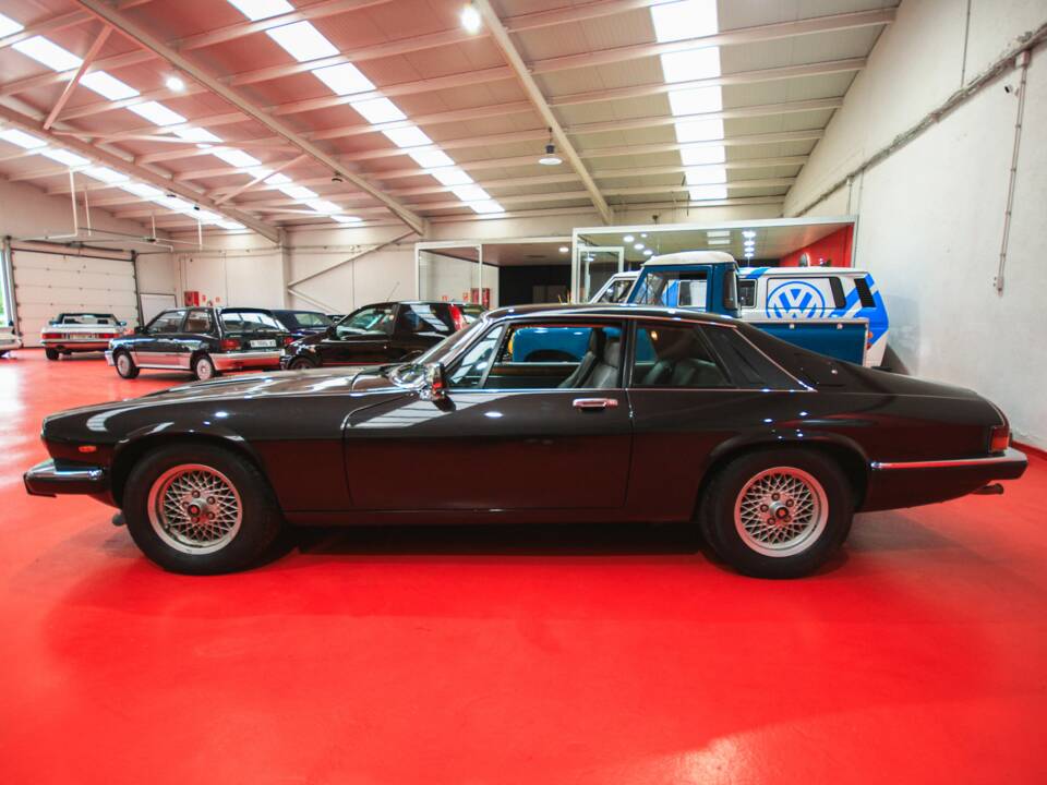 Image 4/16 of Jaguar XJ-S 3.6 (1988)