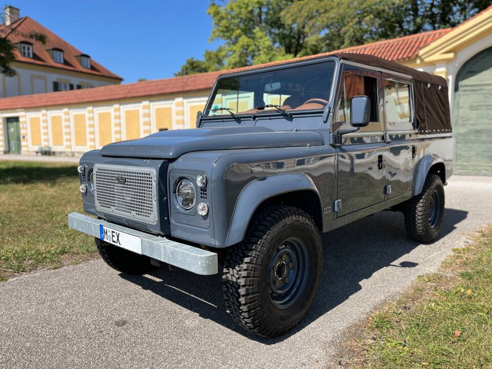 Bild 24/100 von Land Rover Defender 110 (2014)