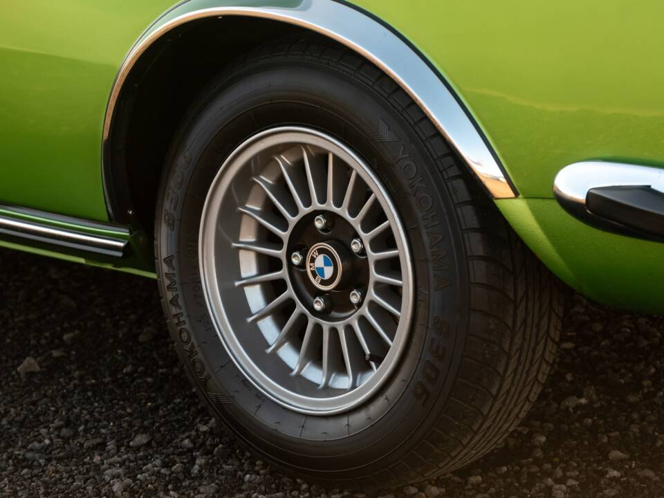 Image 26/77 de BMW 3.0 CSL (1973)