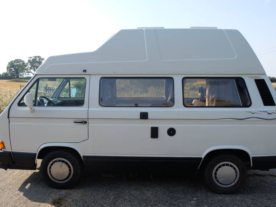 Bild 2/98 von Volkswagen T3 Westfalia 1.6 TD (1990)