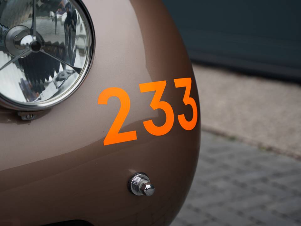 Image 42/50 of Jaguar XK 120 OTS (1950)