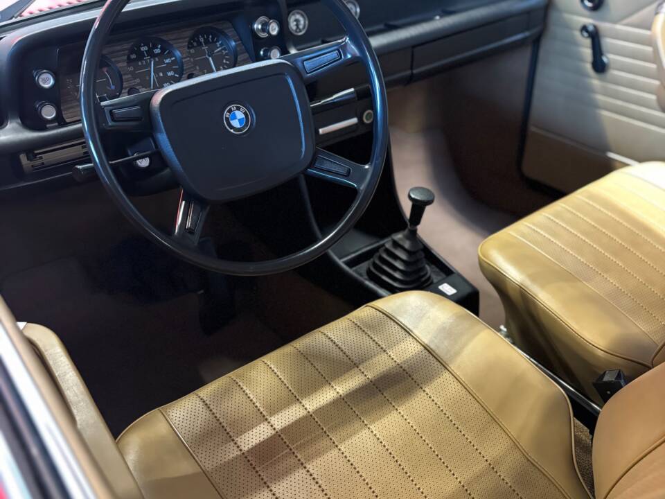 Bild 11/28 von BMW 1802 (1973)