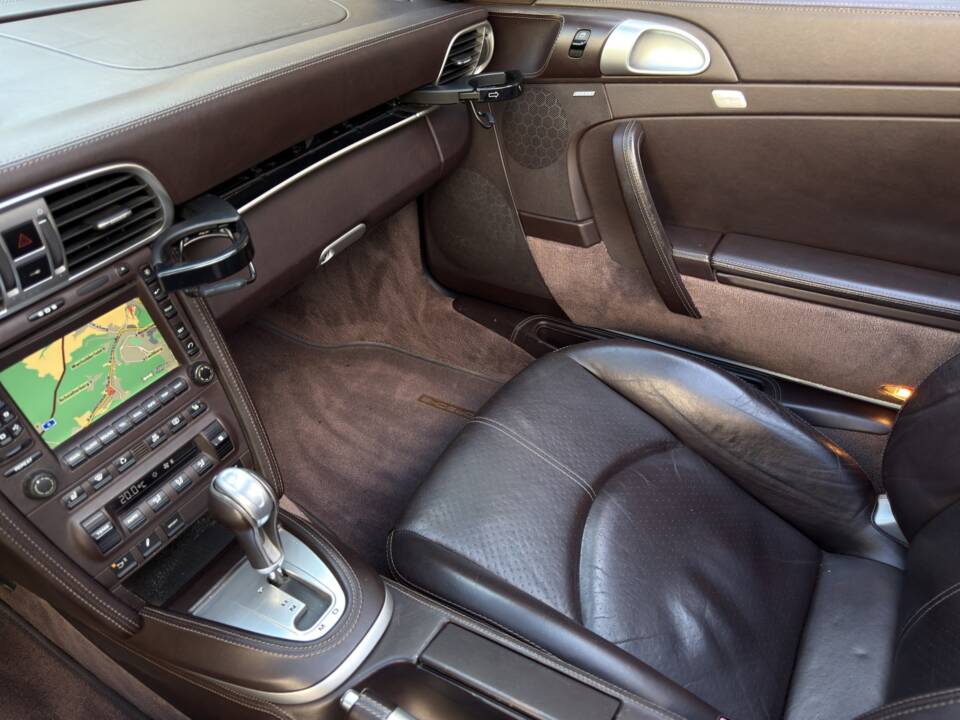 Image 13/47 de Porsche 911 Turbo (2008)