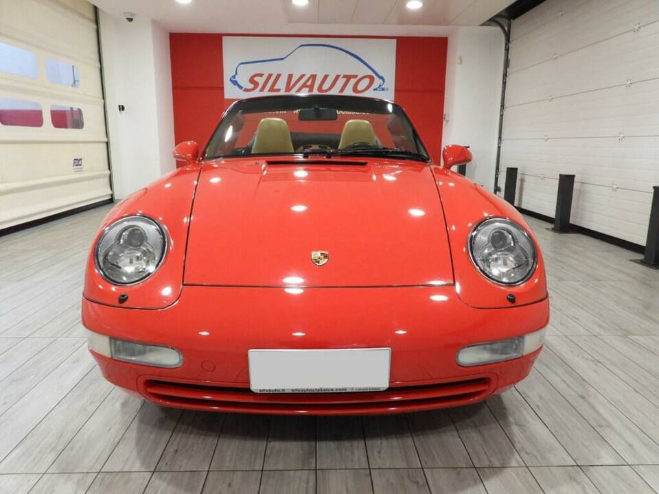 Image 2/15 of Porsche 911 Carrera (1995)