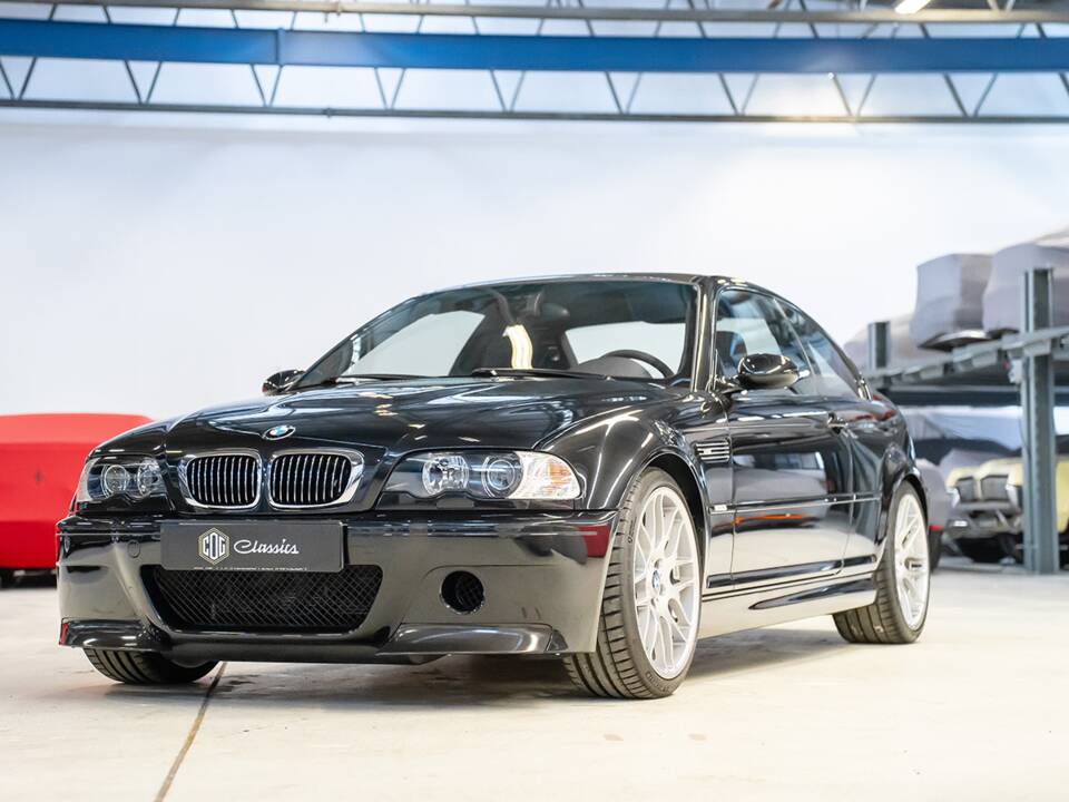 Imagen 2/50 de BMW M3 CSL (2004)