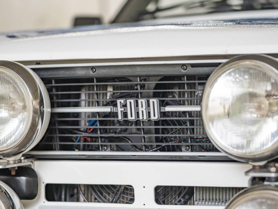 Bild 22/50 von Ford Escort RS 1800 (1975)