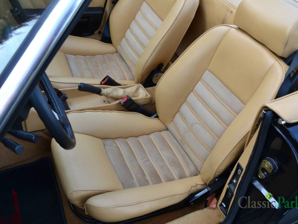 Image 29/50 of Alfa Romeo 2.0 Spider (1990)