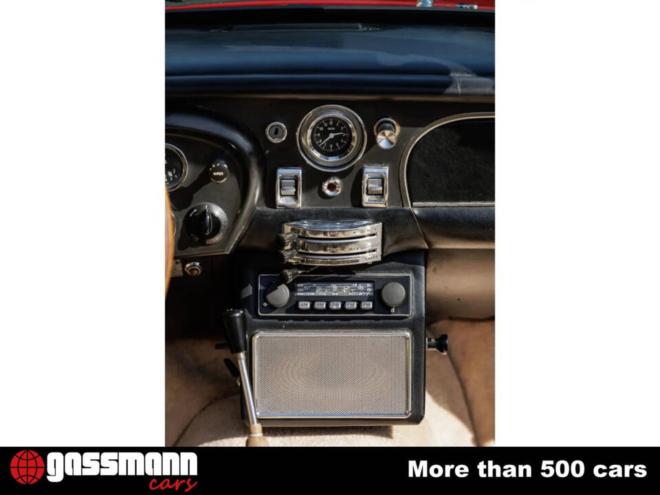 Image 13/15 of Aston Martin DB 5 (1965)