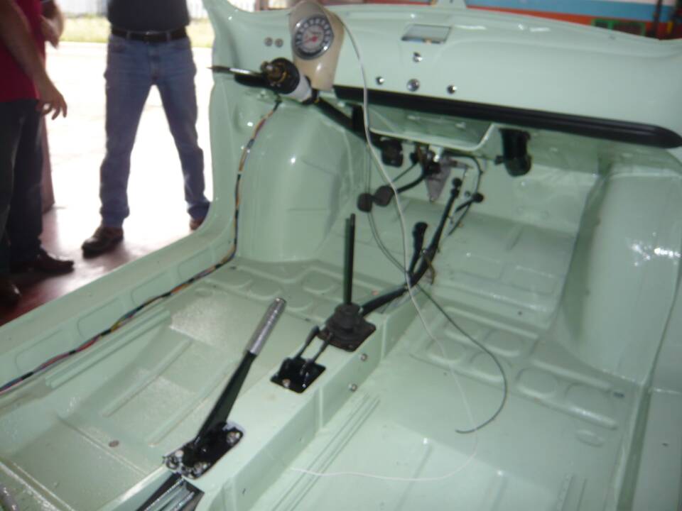Image 14/27 of FIAT 500 D (1964)