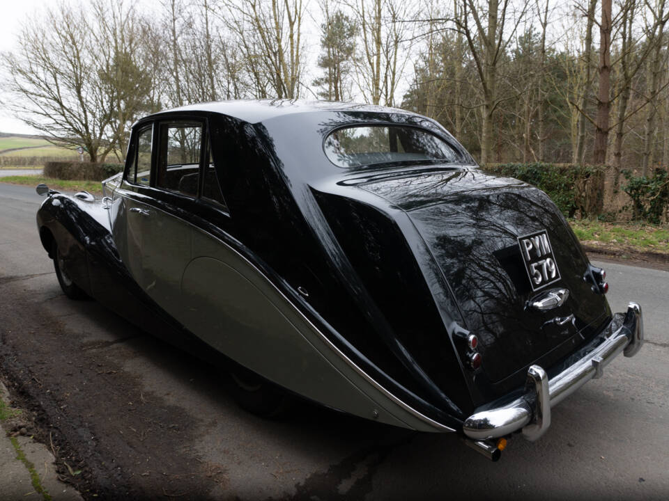 Image 4/15 of Rolls-Royce Silver Dawn (1956)