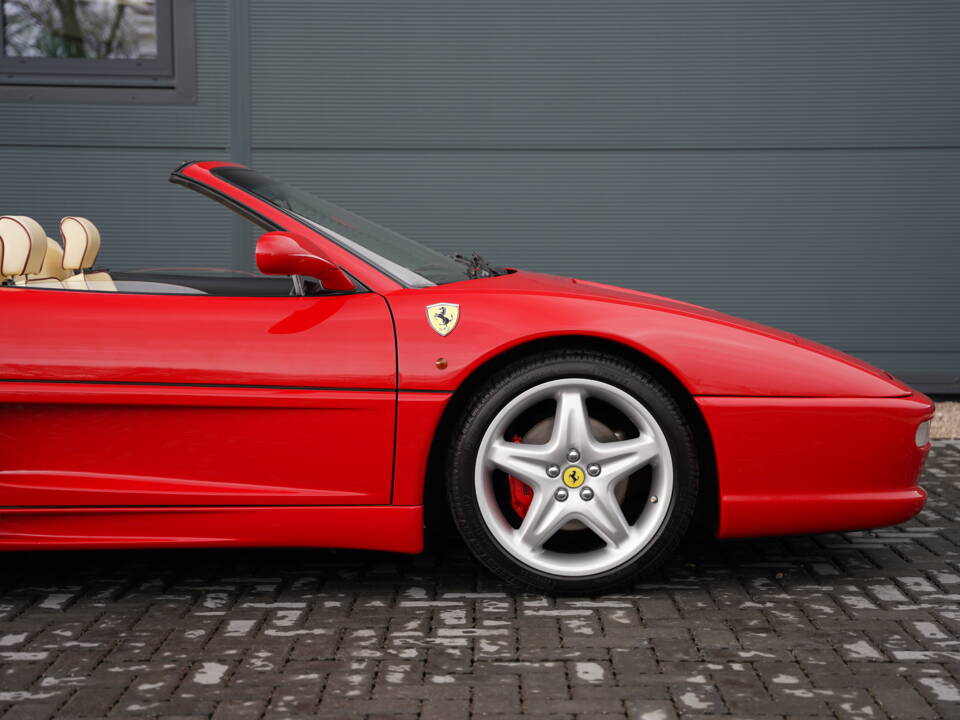 Image 10/50 of Ferrari F 355 Spider (1999)