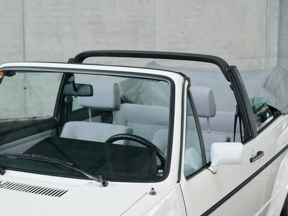 Image 5/50 of Volkswagen Golf Mk I Convertible 1.8 (1989)