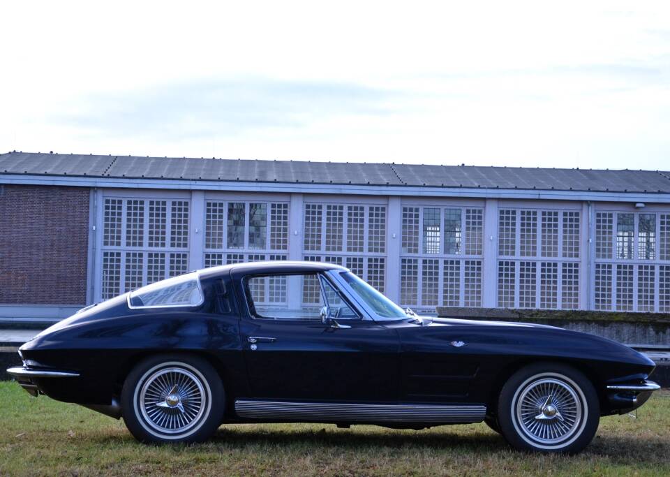 Image 9/26 of Chevrolet Corvette Sting Ray (1963)