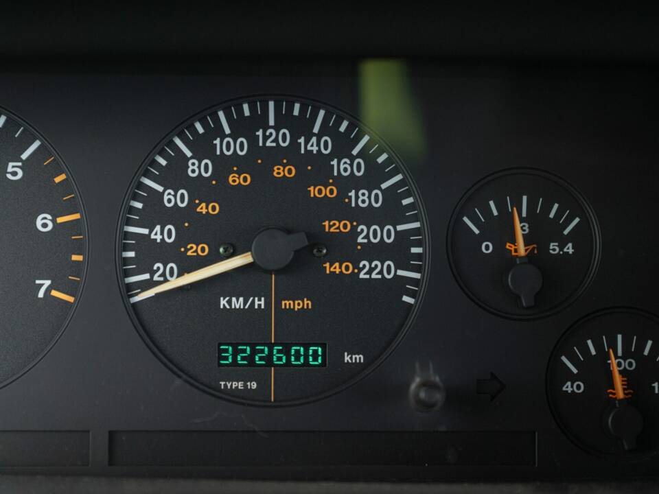 Bild 47/50 von Jeep Grand Cherokee 5.9 Limited (1998)
