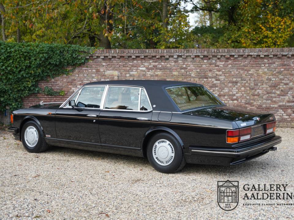 Image 24/50 of Bentley Turbo R lang (1989)