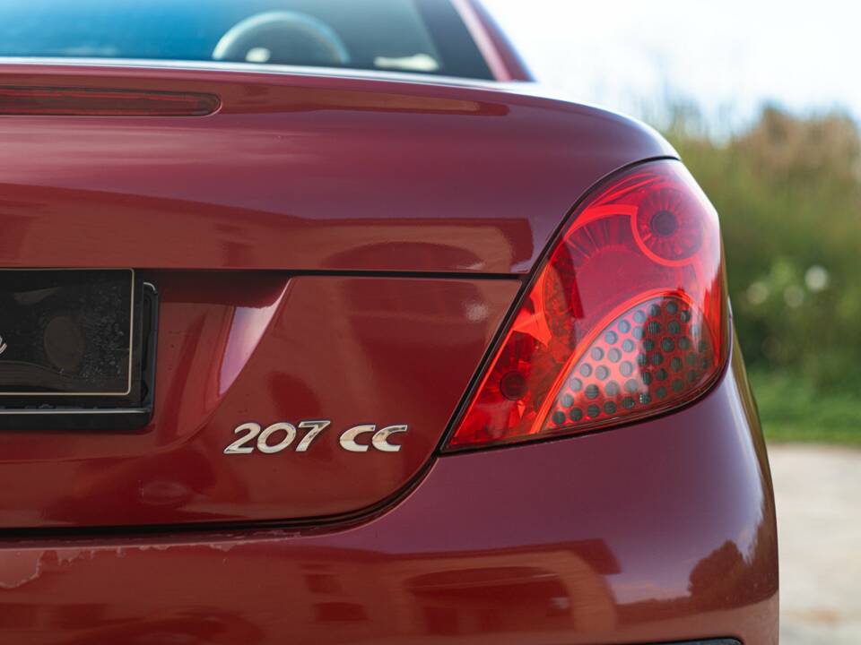Image 27/50 of Peugeot 207 CC 1.6 VTi (2008)