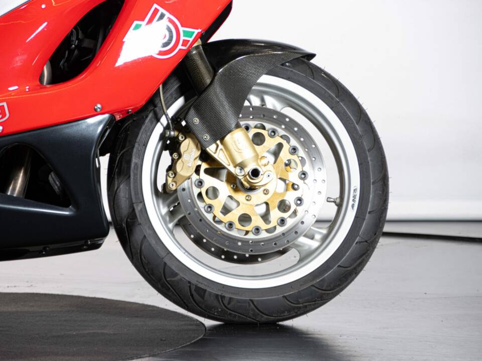 Image 33/50 of Bimota SB6 (1999)
