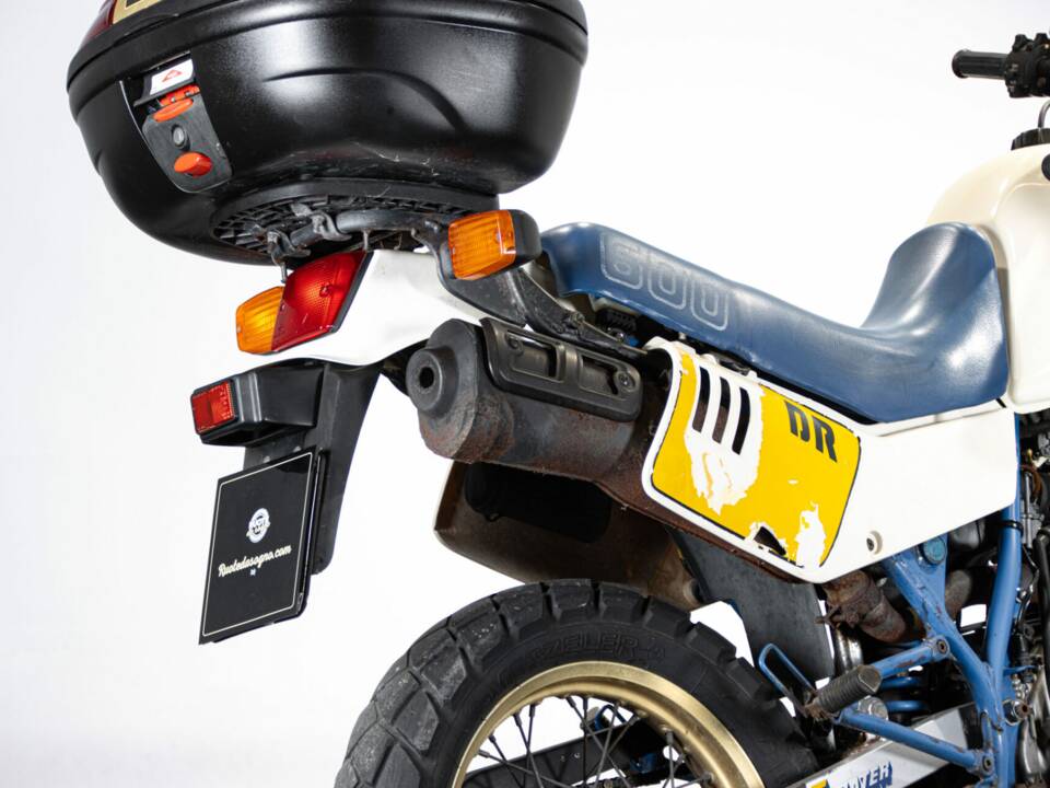 Image 16/50 of Suzuki DR 600 S (1986)