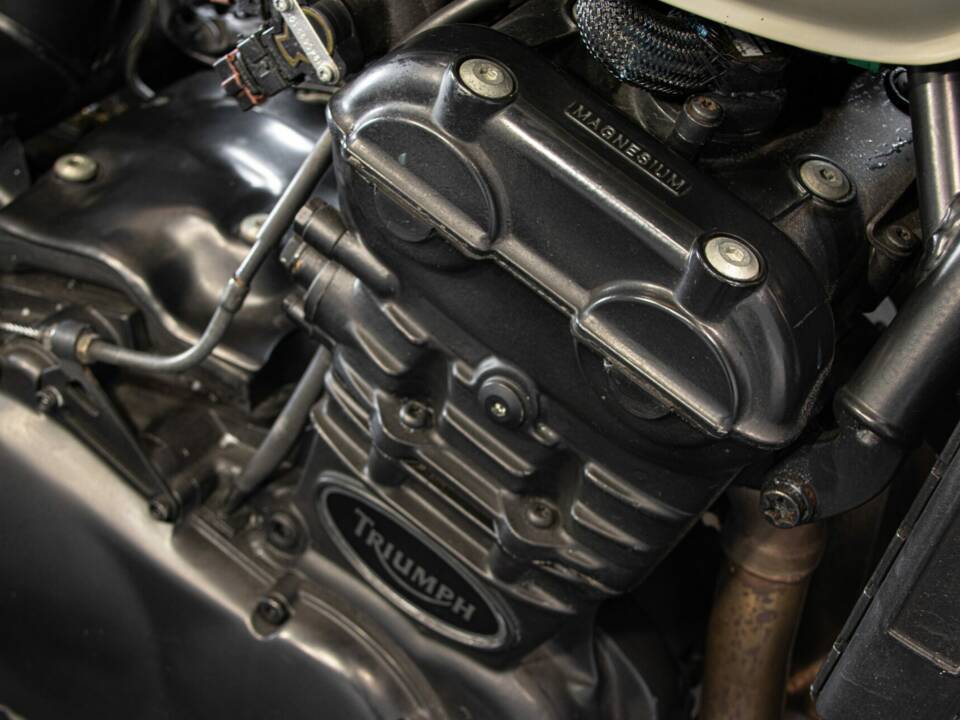 Immagine 42/50 di Triumph Trident 900 (1994)