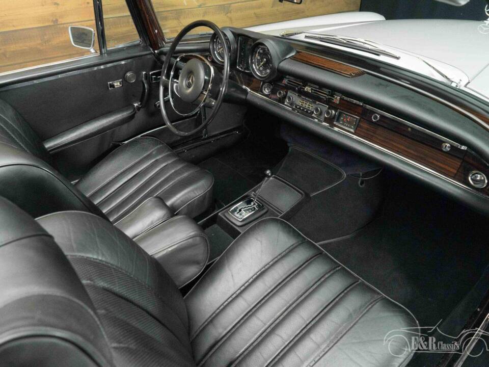 Bild 8/19 von Mercedes-Benz 280 SE (1969)