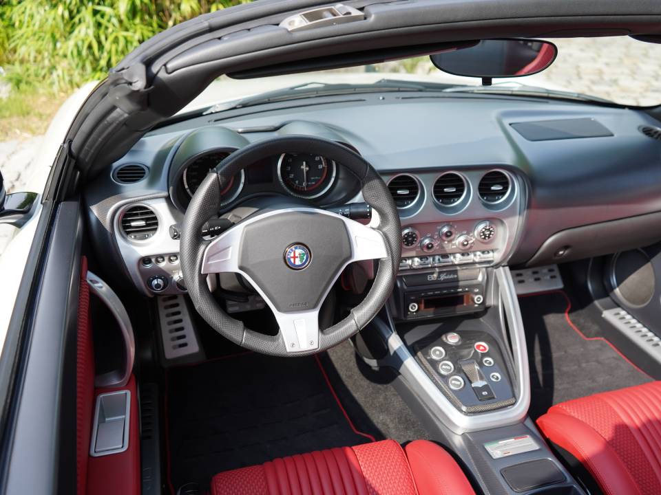 Imagen 8/18 de Alfa Romeo 8C Spider (2010)