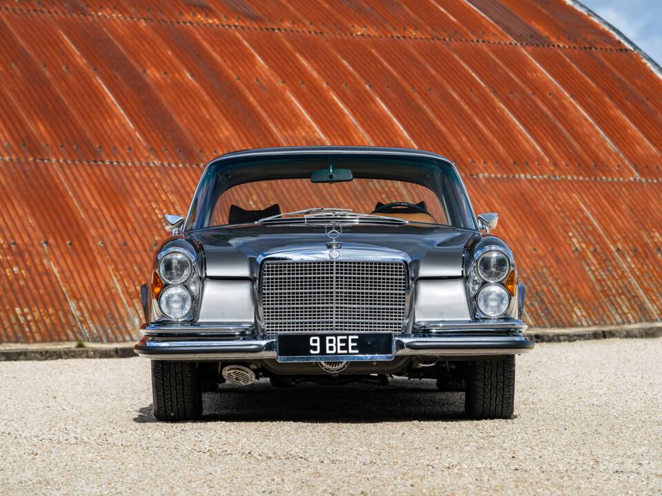 Image 3/37 of Mercedes-Benz 280 SE 3,5 (1970)