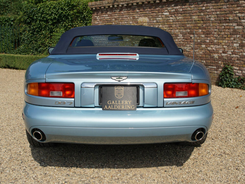 Bild 6/50 von Aston Martin DB 7 Vantage Volante (2000)