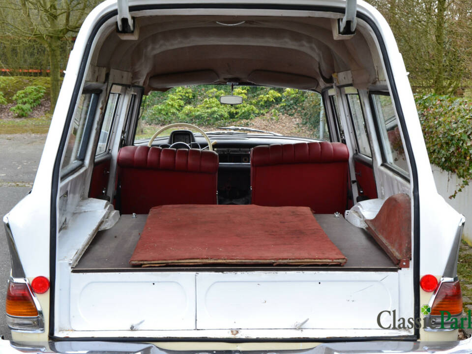 Bild 9/47 von Mercedes-Benz 190 Db (1963)