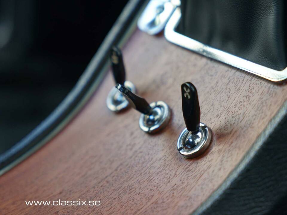 Bild 8/21 von Alfa Romeo 1750 GT Veloce (1972)