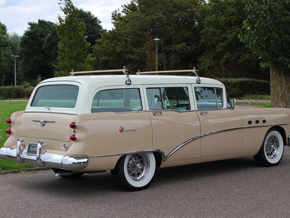 Image 3/29 of Buick 60 Century (1954)