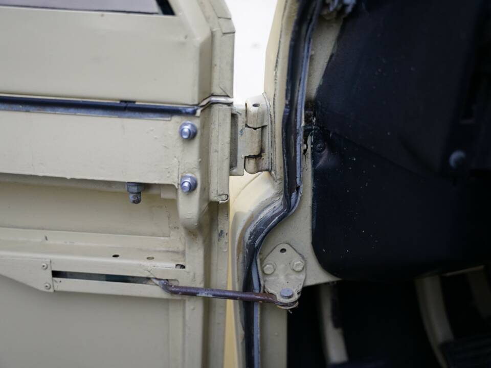 Image 19/50 of Land Rover 88 Lightweight (1973)