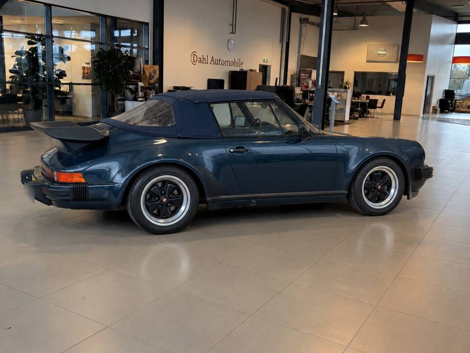 Image 2/16 of Porsche 911 Turbo 3.3 (1988)