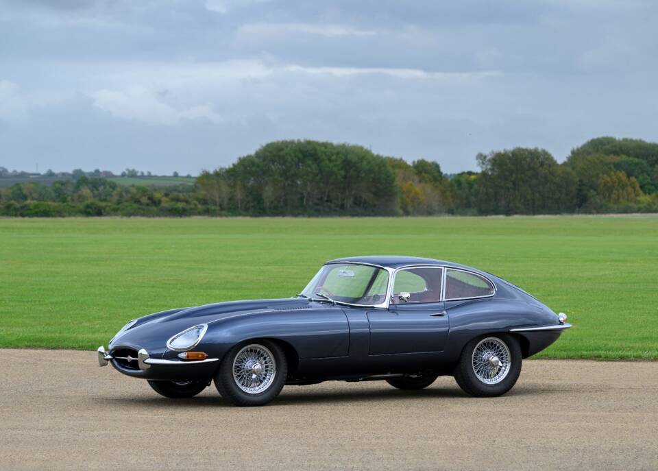 Image 3/30 de Jaguar Type E 3.8 (1963)