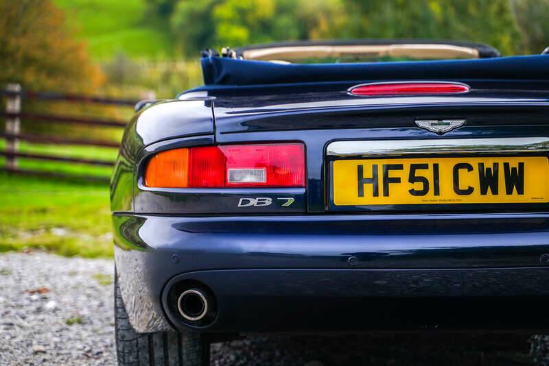 Bild 38/50 von Aston Martin DB 7 Vantage Volante (2002)