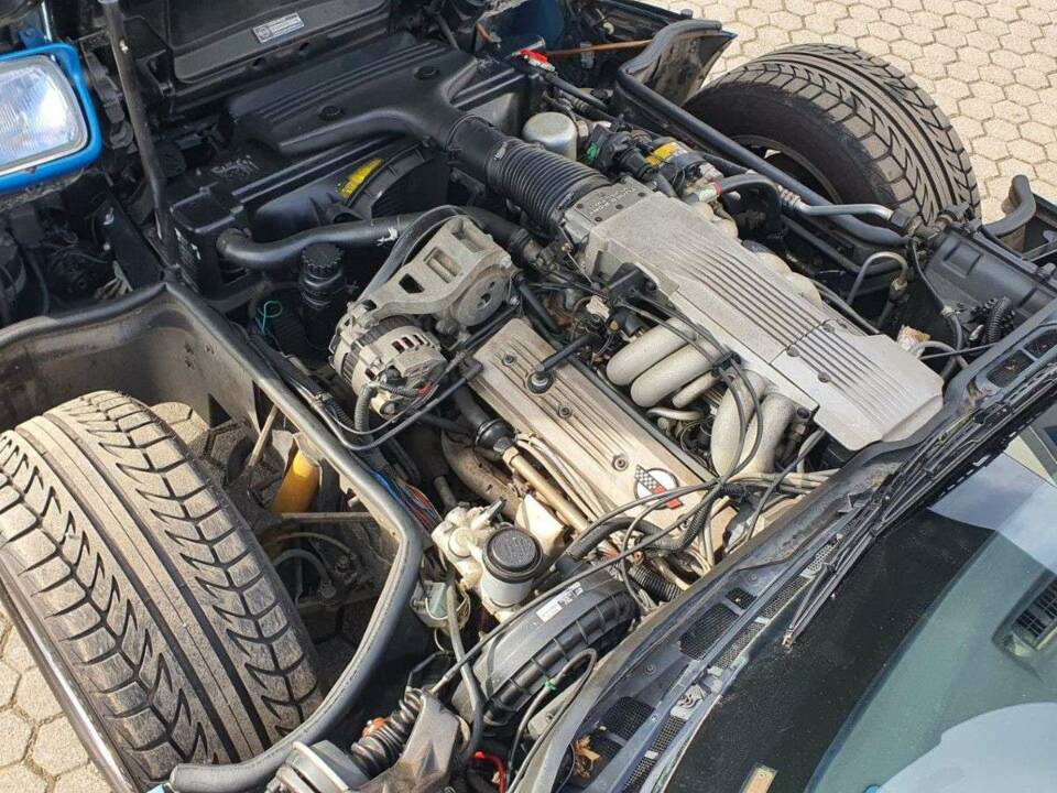 Image 15/20 of Chevrolet Corvette (1987)