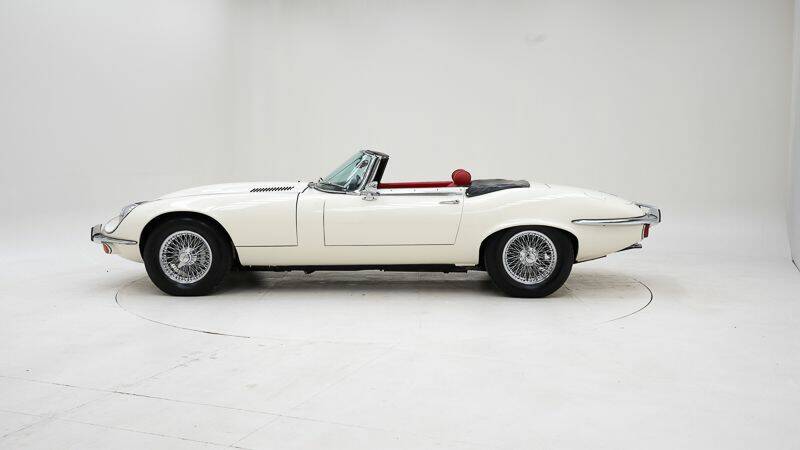 Image 8/15 de Jaguar Type E V12 (1973)