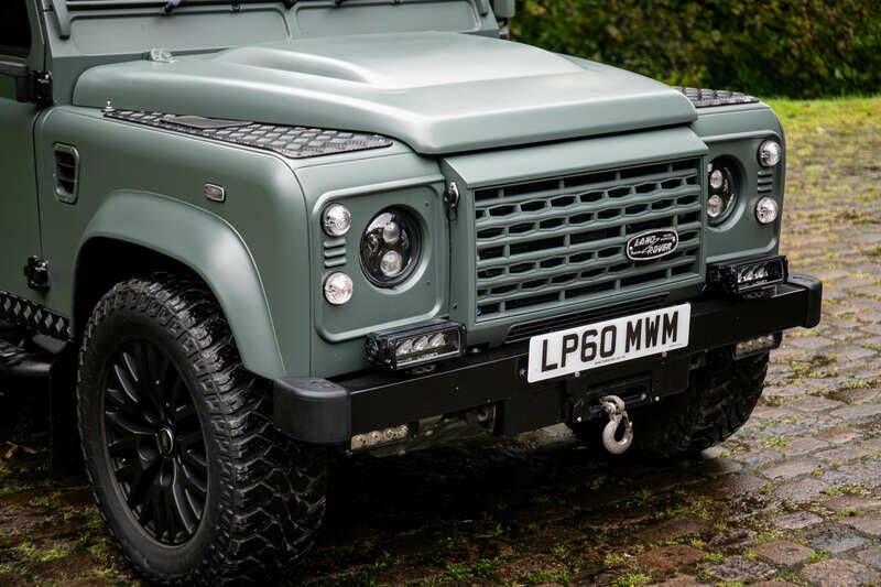 Imagen 9/50 de Land Rover Defender 110 Works V8 (2011)