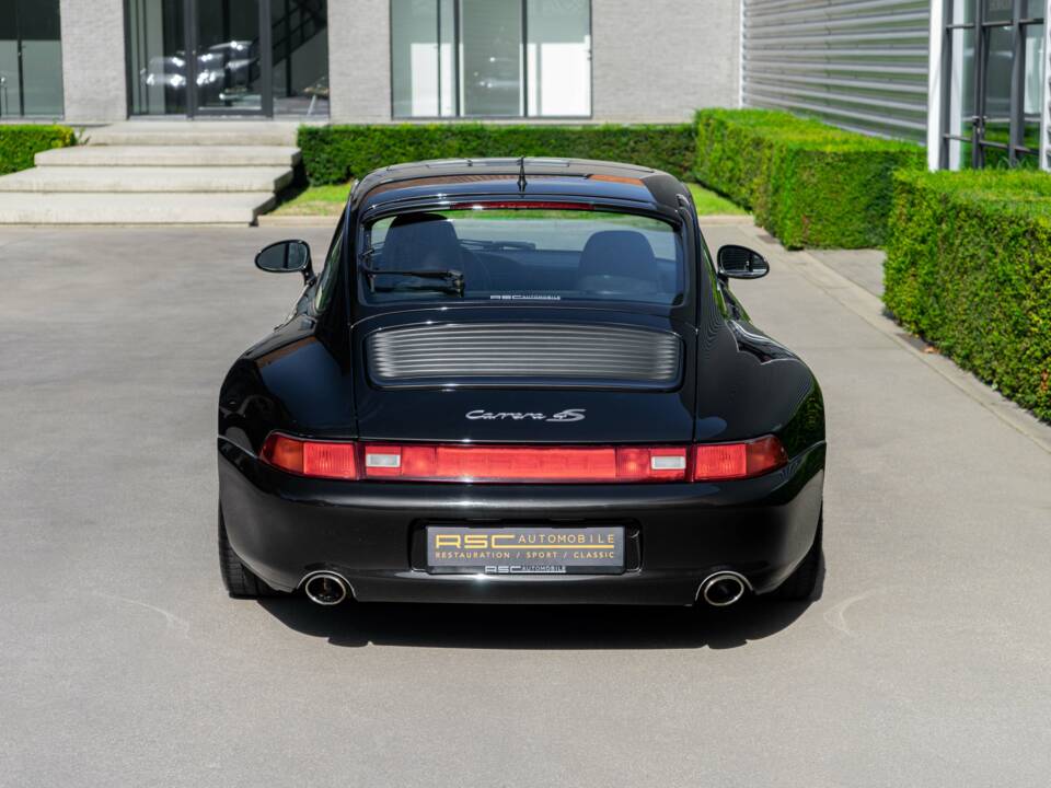 Bild 9/24 von Porsche 911 Carrera 4S (1996)