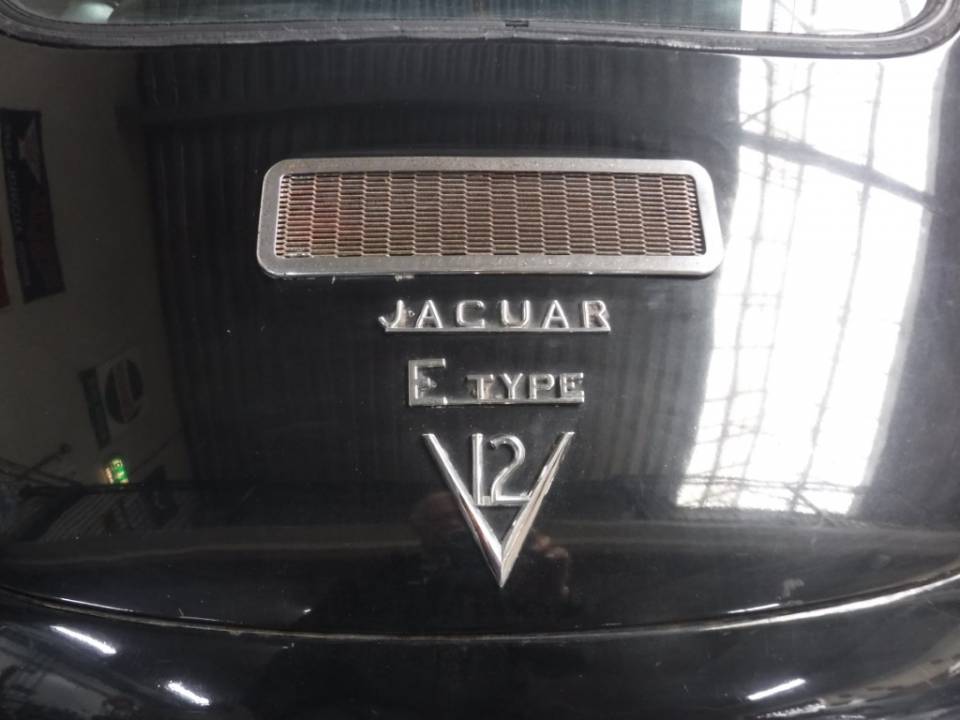 Imagen 17/50 de Jaguar E-Type V12 (2+2) (1972)