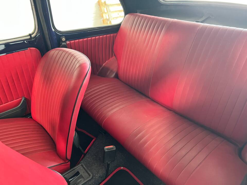 Image 13/16 of FIAT 500 L (1969)