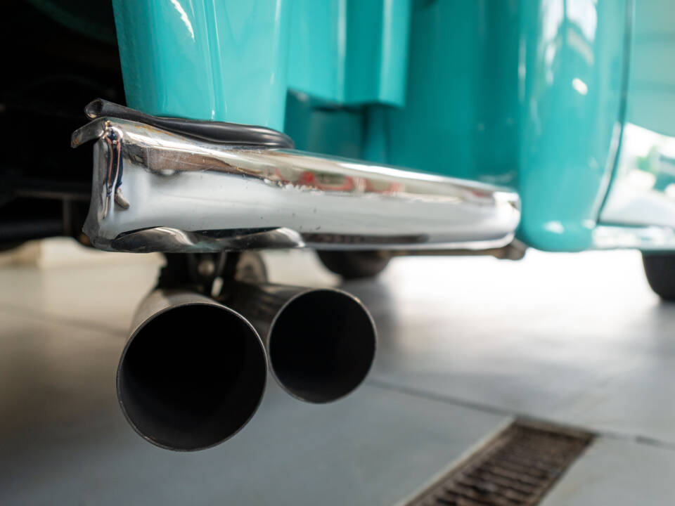 Image 27/38 of Chevrolet Apache Stepside (1958)