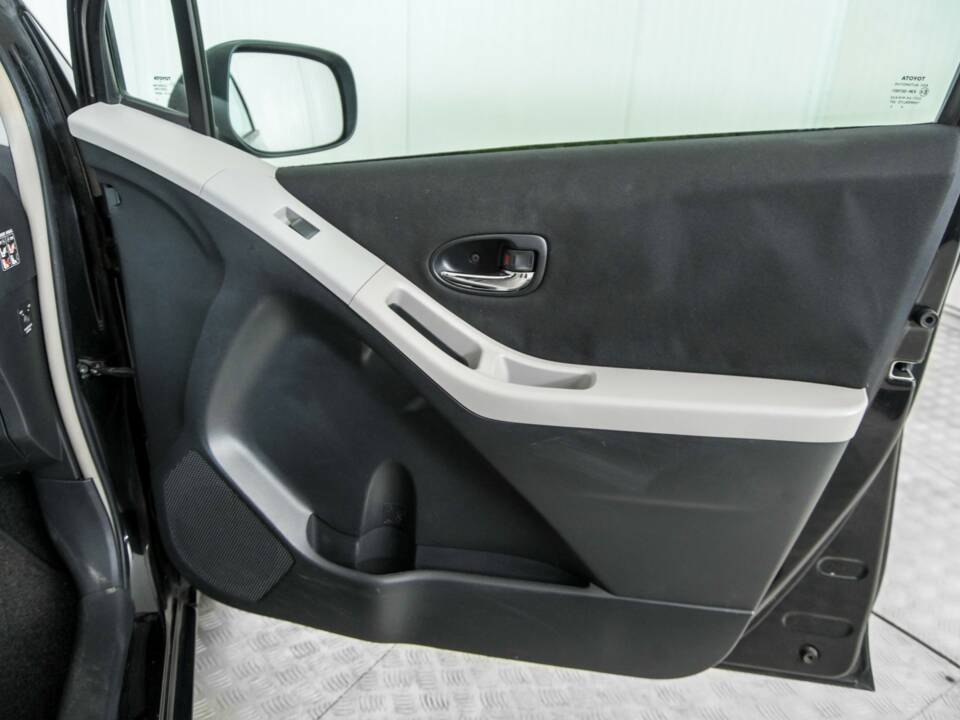 Bild 31/50 von Toyota Yaris 1.33 VVT-i (2011)