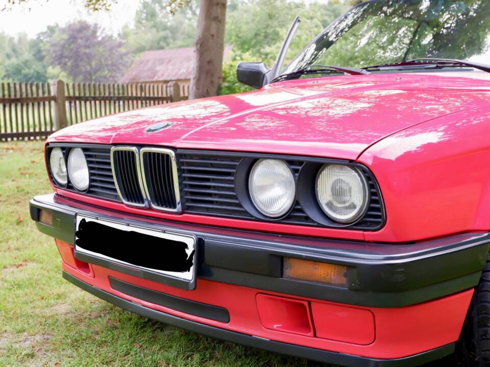 Imagen 6/26 de BMW 318i (1992)