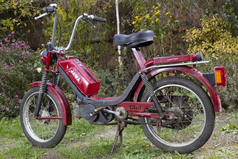 Immagine 22/27 di Jawa 50 (1992)