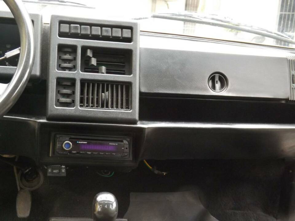 Afbeelding 17/50 van Lancia Delta (1984)
