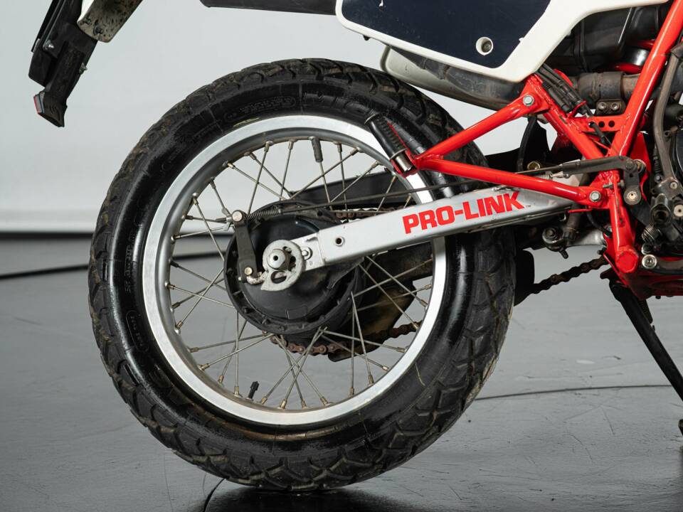 Bild 30/50 von Honda DUMMY (1985)