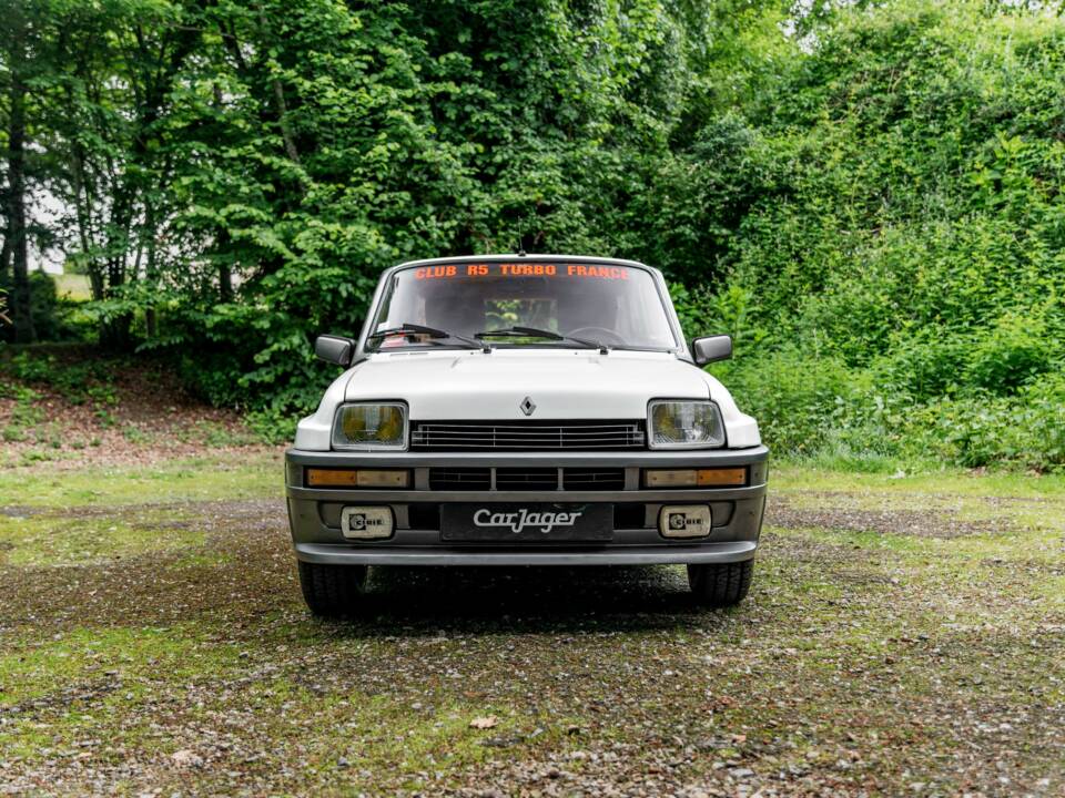 Image 13/49 of Renault R 5 Turbo 2 (1984)